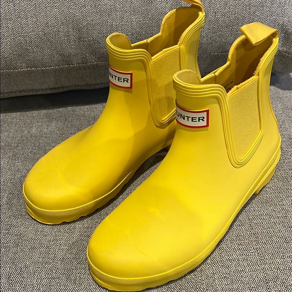 Hunter Vibrant Yellow Ankle Boots